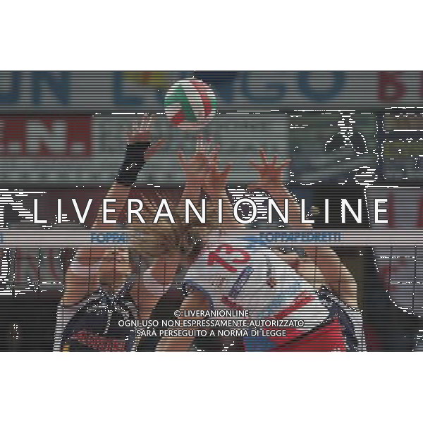 BERGAMO 29/04/2009 PALAZZETTO PALANORDA SPORT PALLAVOLO SERIE A1 FEMMINILE FOPPAPEDRETTI BERGAMO ASYSTEL NOVARA GARA 4 /SEMIFINALE NELLA FOTO: VALENTINA ARRIGHETTI PH.PASINETTI/AG.ALDO LIVERANI SAS