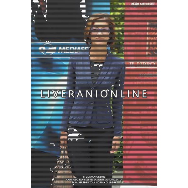 MILANO 4/5/2009 MEDIASET VIA PALEOCAPA, 3 PRESENTAZIONE DEL PROGRAMMA: -IL LIBRO DELLA REPUBBLICA. LA COSTITUZIONE SPIEGATA ARTICOLO PER ARTICOLO DA CLAUDIO MARTELLI- NELLA FOTO MARIA STELLA GELMINI FOTO ROMANO/AG ALDO LIVERANI