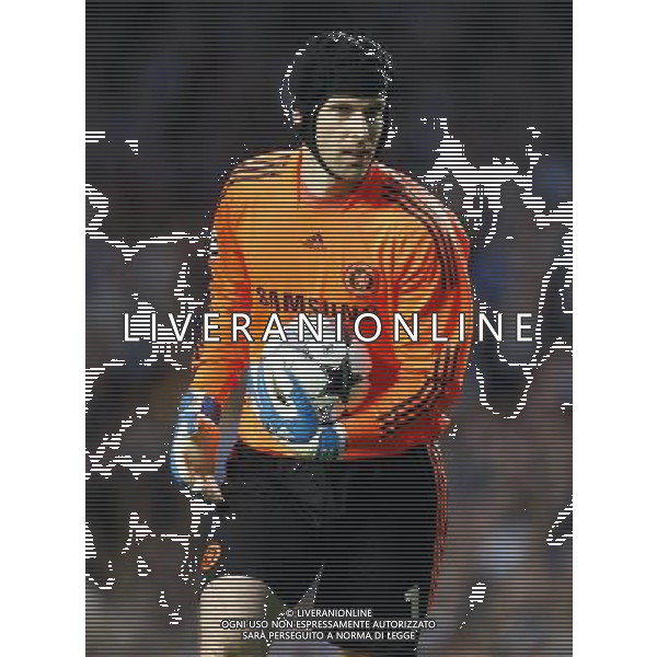 Chelseas goalkeeper Petr Cech during the semifinals second leg game between Chelsea FC and Barcelona FC in Stamford Bridge, London, Britain, 6 May 2009. © Talking Sport/Photoshot - Ag. Aldo Liverani sas ITALY ONLY