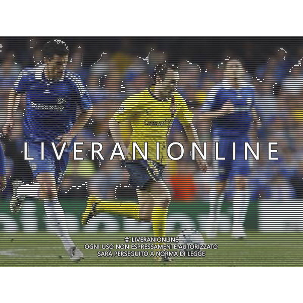Barcelonas player Andres Iniesta gets away from Chelseas Michael Ballack during the semifinals second leg game between Chelsea FC and Barcelona FC in Stamford Bridge, London, Britain, 6 May 2009. © Talking Sport/Photoshot - Ag. Aldo Liverani sas ITALY ONLY