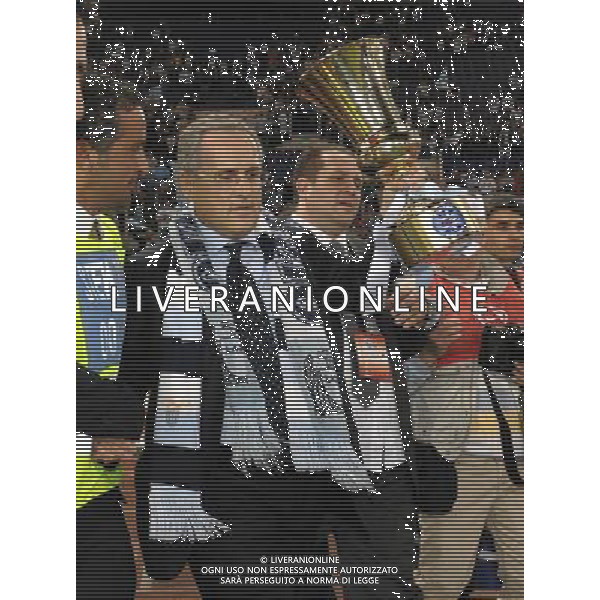 Roma - 13/05/2008 - Stadio Olimpico - TIM CUP 2008/2009 finale - Lazio vs Sampdoria - nella foto: Il presidente Lotito con la Coppa Italia ph. Corradetti / ag. Aldo Liverani Sas 