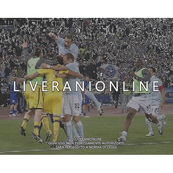 Roma - 13/05/2008 - Stadio Olimpico - TIM CUP 2008/2009 finale - Lazio vs Sampdoria - nella foto: Fernando MUSLERA festeggiato dai compagni dopo l\'ultimo rigore vincente di Ousmane DABO ph. Corradetti / ag. Aldo Liverani Sas 