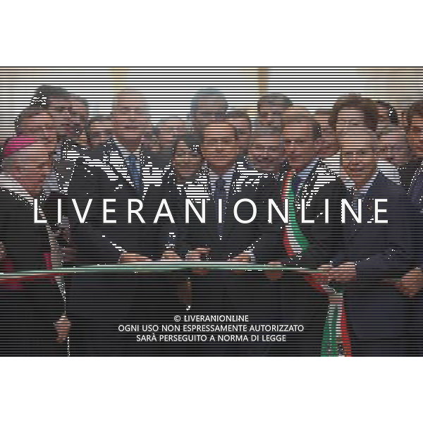 SAN DONATO 19 MAGGIO 2009 INAUGURAZIONE DELLA NUOVA ALA DEL POLICLINICO DI SAN DONATO. NELLA FOTO:ROBERTO FORMIGONI SILVIO BERLUSCONI E LETIZIA MORATTI PH FRANCESCO BONFANTI-AG ALDO LIVERANI