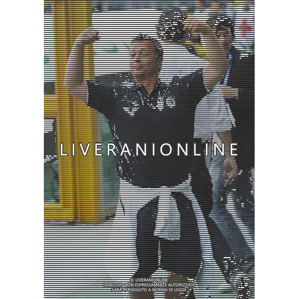 TORINO 18/5/2009 PARTITA DEL CUORE A FAVORE DEI TERREMOTATI D\' ABRUZZO NAZIONALE CANTANTI VS AMICI DI ALEX DEL PIERO NELLA FOTO PAOLO BELLI FOTO ROMANO/AG ALDO LIVERANI