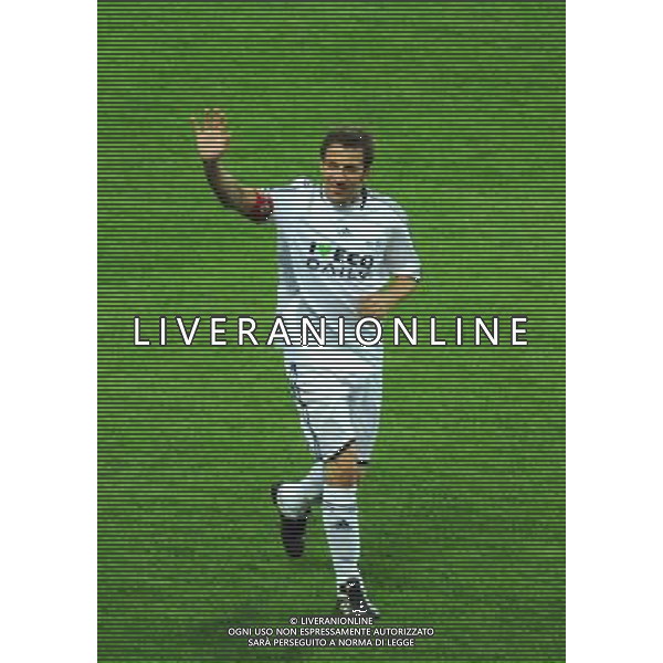 TORINO 18/5/2009 PARTITA DEL CUORE A FAVORE DEI TERREMOTATI D\' ABRUZZO NAZIONALE CANTANTI VS AMICI DI ALEX DEL PIERO NELLA FOTO ALEX DEL PIERO FOTO ROMANO/AG ALDO LIVERANI