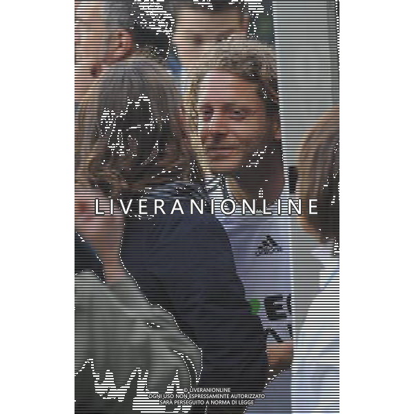 TORINO 18/5/2009 PARTITA DEL CUORE A FAVORE DEI TERREMOTATI D\' ABRUZZO NAZIONALE CANTANTI VS AMICI DI ALEX DEL PIERO NELLA FOTO LAPO ELKANN FOTO ROMANO/AG ALDO LIVERANI