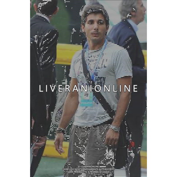 TORINO 18/5/2009 PARTITA DEL CUORE A FAVORE DEI TERREMOTATI D\' ABRUZZO NAZIONALE CANTANTI VS AMICI DI ALEX DEL PIERO NELLA FOTO FERDI BERISHA FOTO ROMANO/AG ALDO LIVERANI