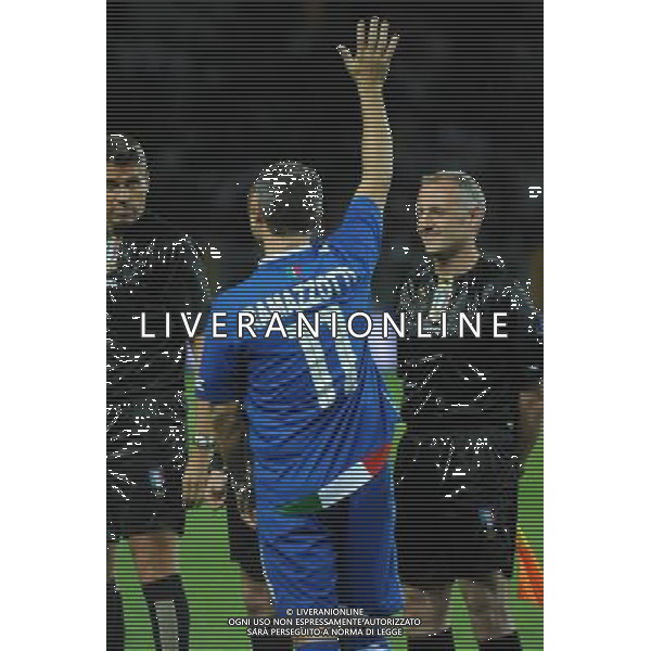 TORINO 18/5/2009 PARTITA DEL CUORE A FAVORE DEI TERREMOTATI D\' ABRUZZO NAZIONALE CANTANTI VS AMICI DI ALEX DEL PIERO NELLA FOTO EROS RAMAZZOTTI FOTO ROMANO/AG ALDO LIVERANI