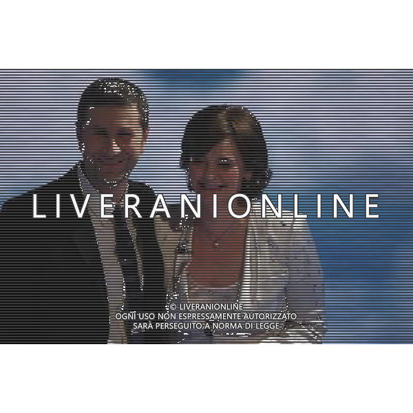FABIO FAZIO - CHERIE BLAIR ( moglie ex Primo Ministro inglese Tony Blair) TRASMISSIONE TV: \' CHE TEMPO CHE FA\' © ANTONIO SORANO - AG. ALDO LIVERANI SAS