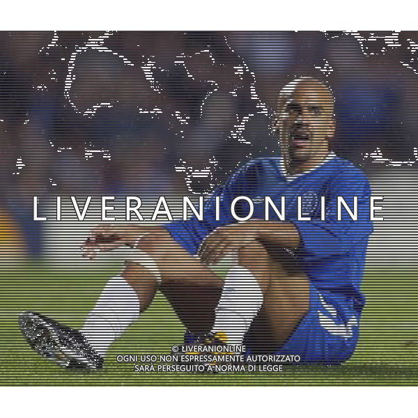 JS VERON looks disgusted - Champions\' League group G : Chelsea fc vs Besitkas (Turk) on Date: 01/10/2003 - © IPS PHOTO AGENCY-Picture by Marcello Pozzetti (IPS FOTO AGENZIA ALDO LIVERANI