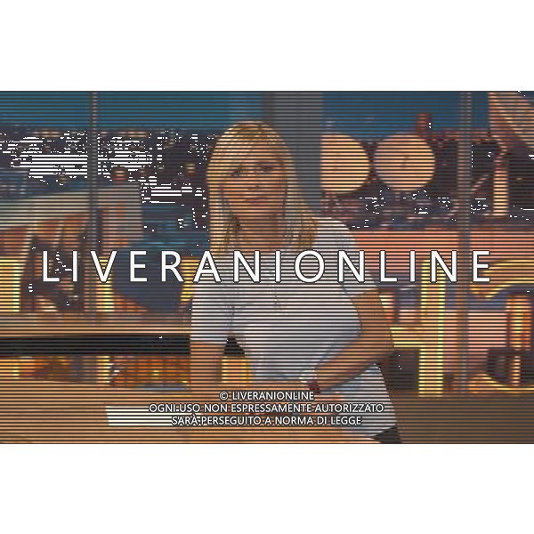 TRASMISSIONE TELEVISIVA\'CHI L\'HA VISTO\' 2004 NELLA FOTO FEDERICA SCIARELLI AG ALDO LIVERANI