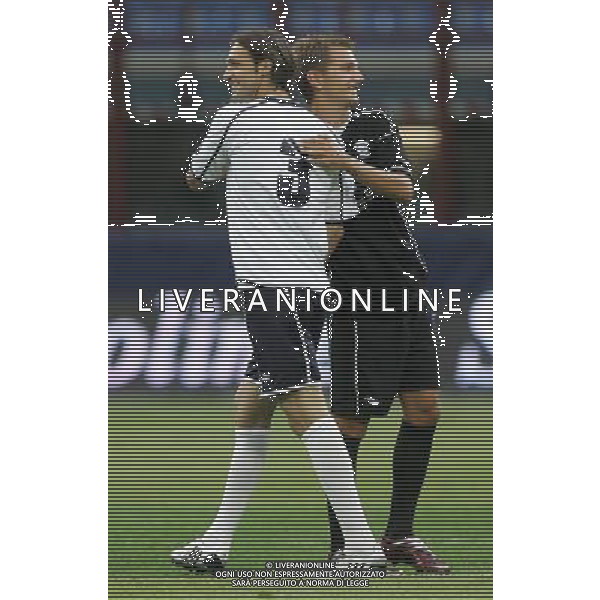 Partita del Fair Play Team a sostegno dell\' Associazione Sclerosi Multipla e Abruzzo nel Cuore allo Stadio Meazza di San Siro Milano 01/06/2009 nella foto domenico criscito e nicola legrottaglie ©Luzzani/Agenzia Aldo Liverani Sas