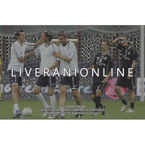 Partita del Fair Play Team a sostegno dell\' Associazione Sclerosi Multipla e Abruzzo nel Cuore allo Stadio Meazza di San Siro Milano 01/06/2009 nella foto l\'esultanza di nicola legrottaglie fabio grosso e francesco toldo ©Luzzani/Agenzia Aldo Liverani Sas