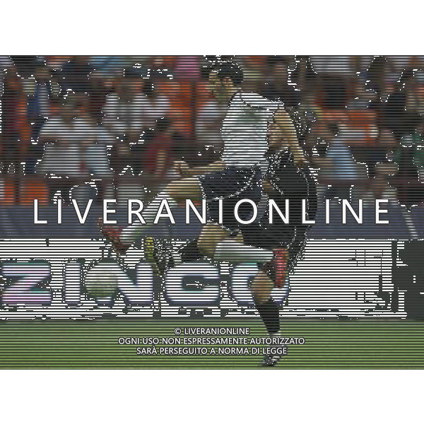 Milano 01-06-2009 partita di beneficenza allo stadio G. Meazza associazione nazionale calcio tv-fair play imprenditori nella foto alessandro cattelan e gianluca zambrotta ph marco luzzani/ag aldo liverani s.a.s.