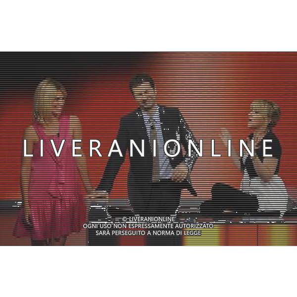 MILANO 31/5/2009 STUDI RAI DI CORSO SEMPIONE ULTIMA PUNTATA DELLA TRASMISSIONE TELEVISIVA: -CHE TEMPO CHE FA- NELLA FOTO FILIPPA LAGERBACK, FABIO FAZIO E LUCIANA LITTIZZETTO FOTO ROMANO/AG ALDO LIVERANI