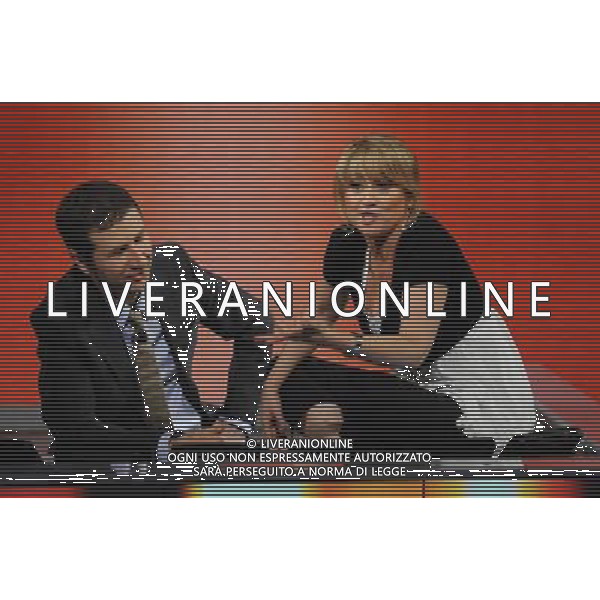 MILANO 31/5/2009 STUDI RAI DI CORSO SEMPIONE ULTIMA PUNTATA DELLA TRASMISSIONE TELEVISIVA: -CHE TEMPO CHE FA- NELLA FOTO FABIO FAZIO E LUCIANA LITTIZZETTO FOTO ROMANO/AG ALDO LIVERANI