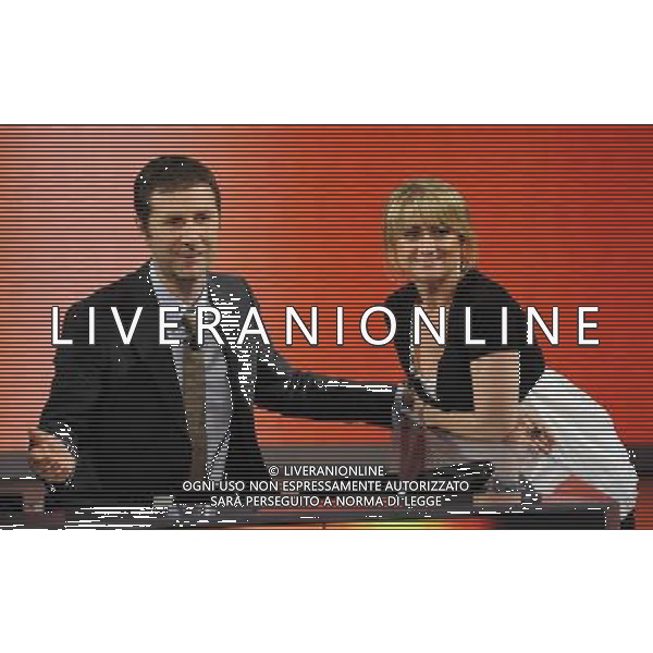 MILANO 31/5/2009 STUDI RAI DI CORSO SEMPIONE ULTIMA PUNTATA DELLA TRASMISSIONE TELEVISIVA: -CHE TEMPO CHE FA- NELLA FOTO FABIO FAZIO E LUCIANA LITTIZZETTO FOTO ROMANO/AG ALDO LIVERANI