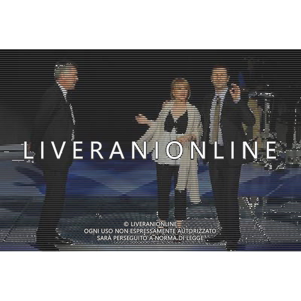 MILANO 31/5/2009 STUDI RAI DI CORSO SEMPIONE ULTIMA PUNTATA DELLA TRASMISSIONE TELEVISIVA: -CHE TEMPO CHE FA- NELLA FOTO CARLO ANCELOTTI, LUCIANA LITTIZZETTO E FABIO FAZIO FOTO ROMANO/AG ALDO LIVERANI