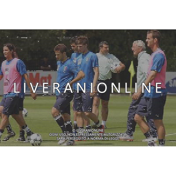 COVERCIANO, 3 GIUGNO 2009 RADUNO DELLA NAZIONALE ITALIANA DI CALCIO NELLA FOTO: MARCELLO LIPPI E I GIOCATORI AZZURRI FOTO AG. A. LIVERANI SAS