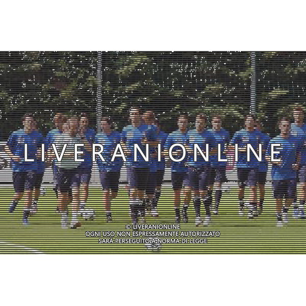 COVERCIANO, 3 GIUGNO 2009 RADUNO DELLA NAZIONALE ITALIANA DI CALCIO NELLA FOTO: AZZURRI DURANTE LA CORSA DI RISCALDAMENTO FOTO AG. A. LIVERANI SAS