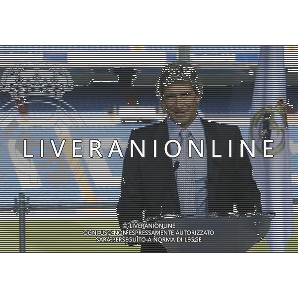 MADRID, Spain (02/06/09).- Manuel Pellegrini presentation as new Real Madrid coach for season 09/10. © Alex Cid-Fuentes / ALFAQUI - Ag. Aldo Liverani sas ITALY ONLY 