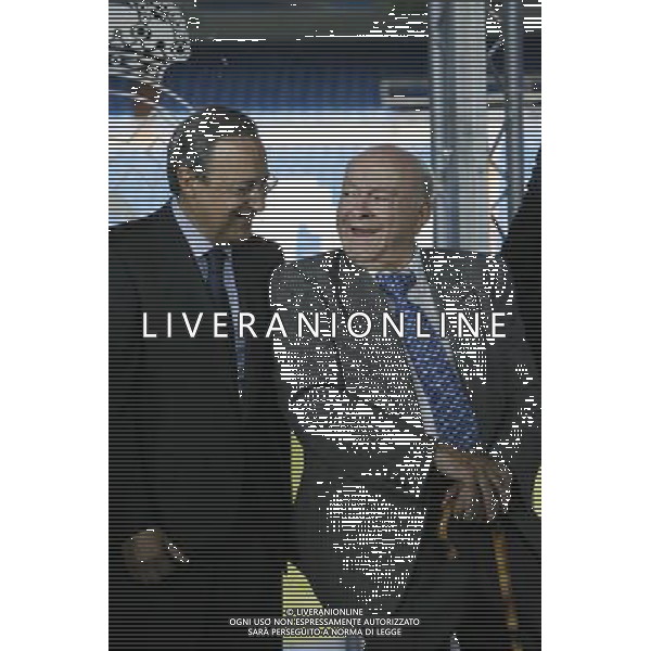 MADRID, Spain (02/06/09).- Manuel Pellegrini presentation as new Real Madrid coach for season 09/10. Pictured Florentino Perez and Alfredo Di Stefano. © Alex Cid-Fuentes / ALFAQUI - Ag. Aldo Liverani sas ITALY ONLY 