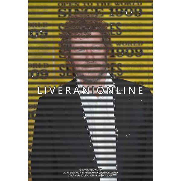 Sebastian Faulks was in Selfridges in Oxford St to sign copies of the paperback version of his James bond novel \'Devil May Care\' © David Wimsett - Uppa - Photoshot - Ag. Aldo Liverani sas ITALY ONLY