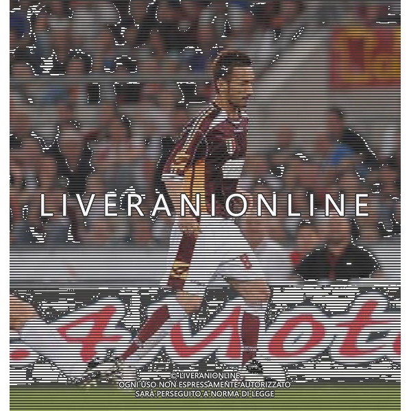 Roma - 05/06/2009 - Stadio Olimpico - Partita di addio al calcio giocato di Vincent Candela - Roma Campione d\'Italia 2000/2001 vs Francia Campione del mondo 1998 - nella foto: Nakata ph. Corradetti / ag. Aldo Liverani Sas 