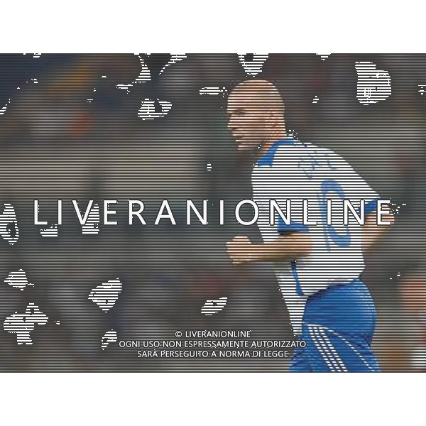 Roma - 05/06/2009 - Stadio Olimpico - Partita di addio al calcio giocato di Vincent Candela - Roma Campione d\'Italia 2000/2001 vs Francia Campione del mondo 1998 - nella foto: zidane zinedine ph. Corradetti / ag. Aldo Liverani Sas 