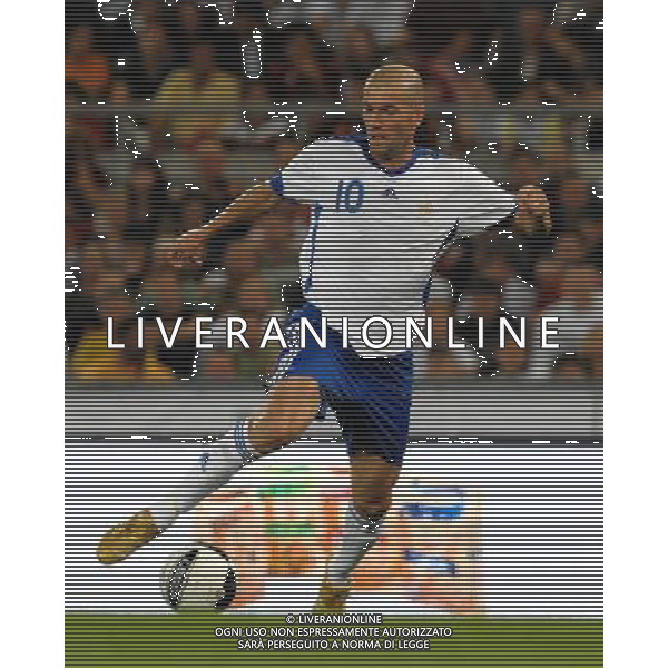 Roma - 05/06/2009 - Stadio Olimpico - Partita di addio al calcio giocato di Vincent Candela - Roma Campione d\'Italia 2000/2001 vs Francia Campione del mondo 1998 - nella foto: zidane zinedine ph. Corradetti / ag. Aldo Liverani Sas 