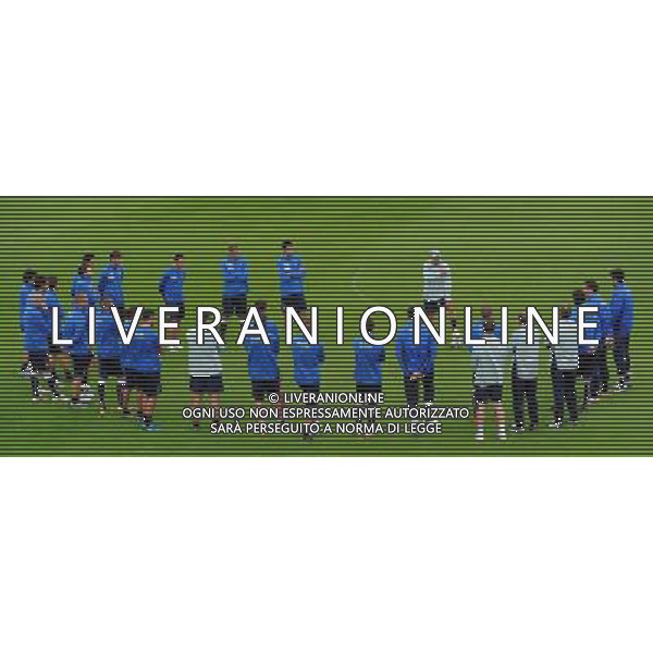 Preparazione alla Conferedation Cup Sud Africa 2009 Ritiro a Coverciano Coverciano(FI) - 07.06.2009 Allenamento Nella Foto:LIPPI MARCELLO PARLA AL GRUPPO /Ph.Vitez-Ag. Aldo Liverani