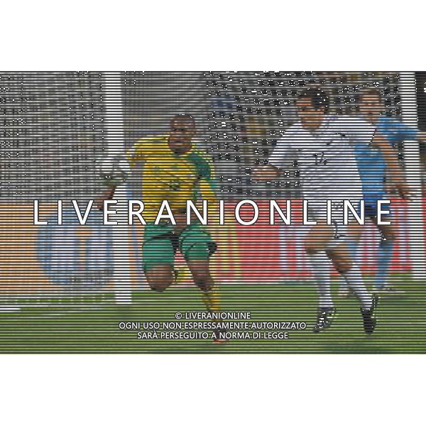 dikgacoi kagisho (south africa )christie jeremy(new Zeland) JUNE 17, 2009 - Football : fifa confederation cup south africa 2009 ,Group Stage A, final match between South Africa 2-0 New Zeland at Royal Bafokeng Stadium ,Rustenburg, South Africa Sud Africa - Nuova Zelanda Confederation Cup 17/06/2009 ©Agenzia Aldo Liverani Sas 