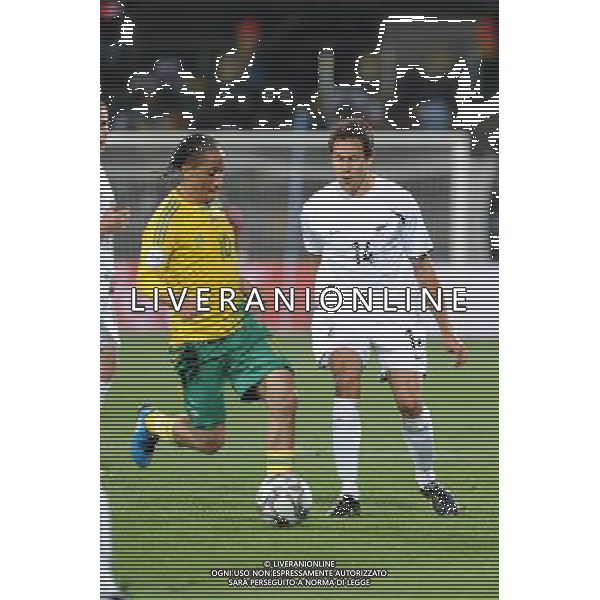 pienaar steven (south africa )christie jeremy(new Zeland) JUNE 17, 2009 - Football : fifa confederation cup south africa 2009 ,Group Stage A, final match between South Africa 2-0 New Zeland at Royal Bafokeng Stadium ,Rustenburg, South Africa Sud Africa - Nuova Zelanda Confederation Cup 17/06/2009 ©Agenzia Aldo Liverani Sas 