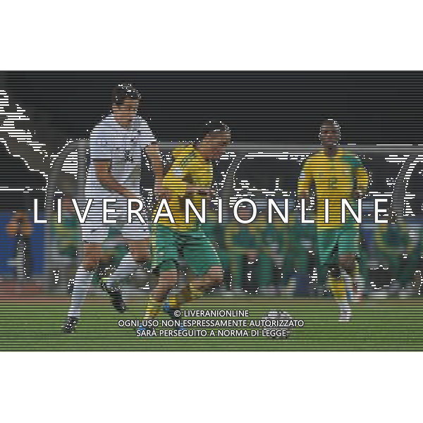 pienaar steven (south africa )christie jeremy(new Zeland) JUNE 17, 2009 - Football : fifa confederation cup south africa 2009 ,Group Stage A, final match between South Africa 2-0 New Zeland at Royal Bafokeng Stadium ,Rustenburg, South Africa Sud Africa - Nuova Zelanda Confederation Cup 17/06/2009 ©Agenzia Aldo Liverani Sas 