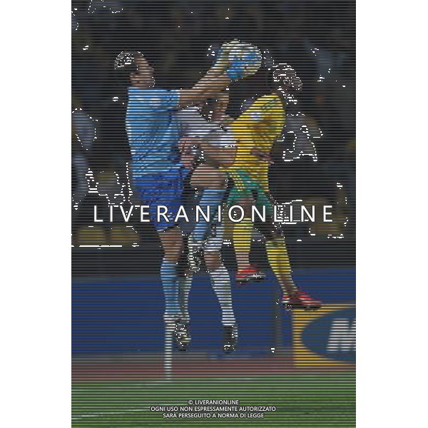 gaxa siboniso (south africa )moss glen lochhed tony(new Zeland) JUNE 17, 2009 - Football : fifa confederation cup south africa 2009 ,Group Stage A, final match between South Africa 2-0 New Zeland at Royal Bafokeng Stadium ,Rustenburg, South Africa Sud Africa - Nuova Zelanda Confederation Cup 17/06/2009 ©Agenzia Aldo Liverani Sas 