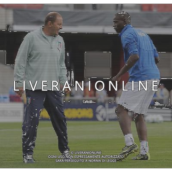 17¡ UEFA European U21 Championship 2007/2009 MD2 GroupA Helsingborg - 19.06.2009 Svezia-Italia Nella Foto:MARIO BALOTELLI INFORTUNATO PROVA PRIMA DELLA PARTITA /Ph.Vitez-Ag. Aldo Liverani