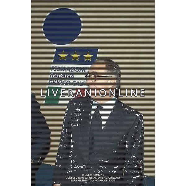 Coverciano (Fi) 28/11/2003 Arbitri in riunione Sorteggio Arbitrale nella foto Carraro Franco, presidente della Federazione Italiana Giuoco Calcio* Ph Gianni Nucci/Agenzia Aldo Liverani