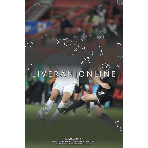 JUNE 20, 2009 - Football : fifa confederation cup south africa 2009 ,Group Stage A, final match between Iraq 0-0 New zeland at Ellis park Stadium ,Johannesburg, South Africa NELLA FOTO karrar jasim( iraq)mulligan dave(new zeland) AG ALDO LIVERANI 