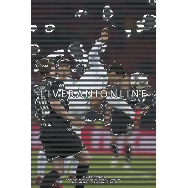 JUNE 20, 2009 - Football : fifa confederation cup south africa 2009 ,Group Stage A, final match between Iraq 0-0 New zeland at Ellis park Stadium ,Johannesburg, South Africa NELLA FOTO mahdi kareem(iraq)killen chris(new zeland) AG ALDO LIVERANI 