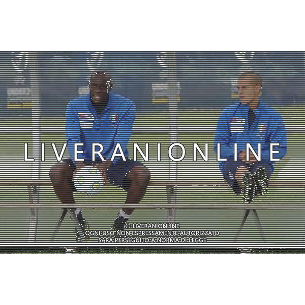 17¡ UEFA European U21 Championship 2007/2009 Helsingborg - 20.06.2009 Allenamento Italia Nella Foto:BALOTELLI MRIO-GIOVINCO SEBASTIAN /Ph.Vitez-Ag. Aldo Liverani