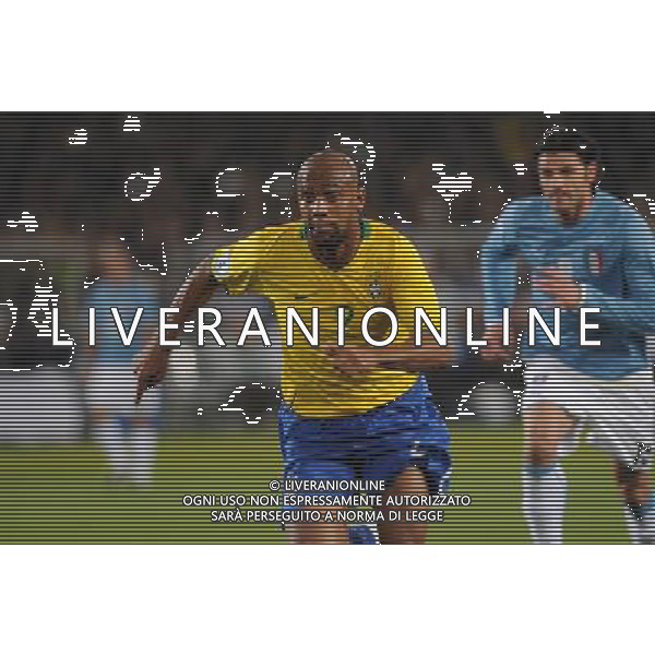 JUNE 21, 2009 - Football : fifa confederation cup south africa 2009 ,Group Stage B, final match between Italy 0-3 Brazil at Loftus Versfeld Stadium ,Pretoria, South Africa. NELLA FOTO maicon douglas( brazil) AG ALDO LIVERANI 