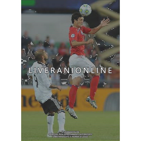 17¡ UEFA European U21 Championship 2007/2009 MD3 Group B Halmstad - 22.06.2009 Germania-Inghilterra Nella Foto:TOMKINS ANTICIPA DEJAGAH /Ph.Vitez-Ag. Aldo Liverani