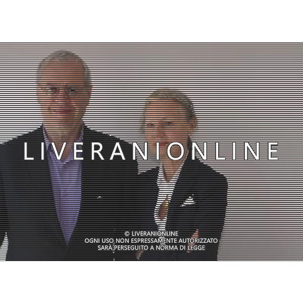 LA MILANESIANA 2009 - DIECI ANNI LETTERATURA MUSICA - CINEMA SCIENZA APERITIVO CON GLI AUTORI NELLA FOTO: CHARLES SIMIC ( Vincitore del Pulitzer nel 1990 poeta e traduttore americano) - FLEUR JAEGGY ( scrittrice svizzera di madrelingua italiana. Importante figura del panorama letterario contemporaneo,  considerata da molti tra le pi importanti scrittrici in lingua italiana di oggi) © ANTONIO SORANO - AG. ALDO LIVERANI SAS