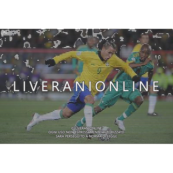 25/06/2009 CALCIO: fifa confederation cup south africa 2009 Ellis park Stadium ,Johannesburg, South Africa BRASILE SUD AFRICA nella foto luis fabiano masilela tsepo ph.ag.aldo liverani sas