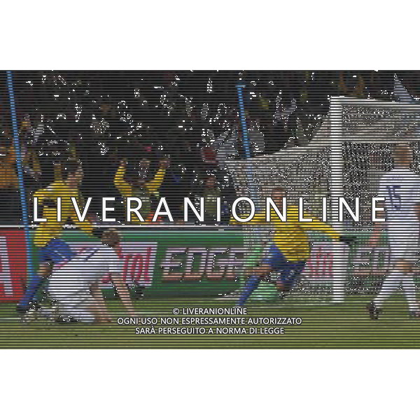 28/GIUGNO/2009 CALCIO SPORT Ellis park Stadium ,Johannesburg, SUD AFRICA fifa confederation cup south africa 2009 FINALE: USA BRASILE nella foto l\'esultanza di luis fabiano dopo il gol ph:AG.ALDO LIVERANI SAS 