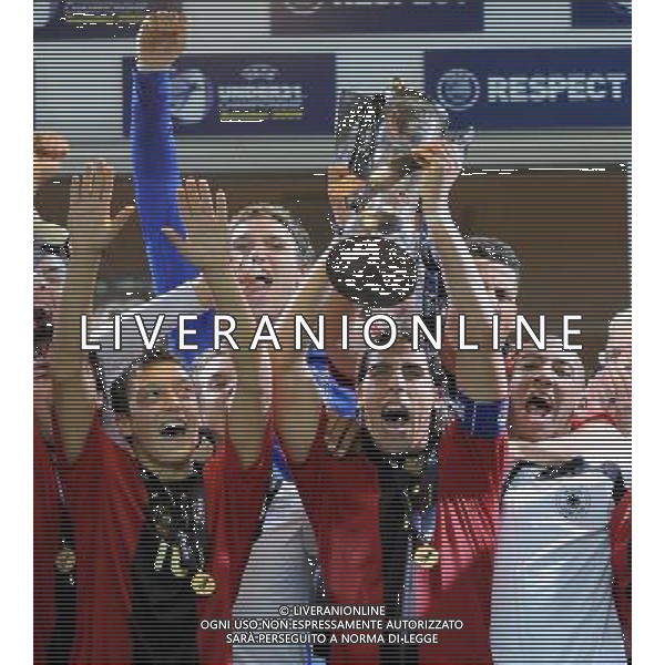 17¡ UEFA European U21 Championship 2007/2009 Finale Malmo - 29.06.2009 Germania-Inghilterra Nella Foto:GERMANIA CON LA COPPA /Ph.Vitez-Ag. Aldo Liverani