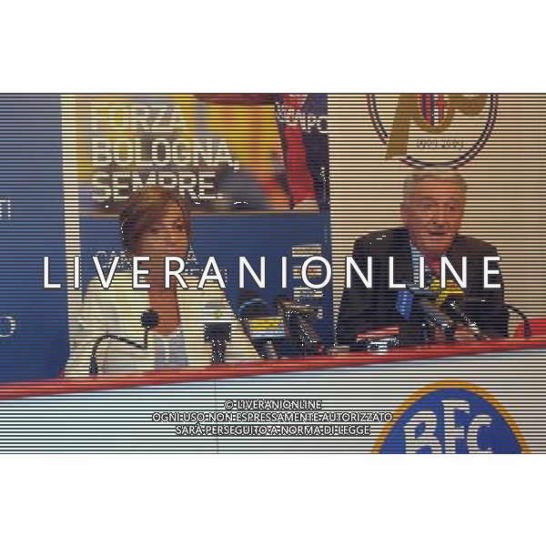 01/07/2009 BOLOGNA CONFERENZA STAMPA DELLA PRESIDENTESSA FRANCESCA MENARINI E SUO PADRE RENZO MENARINI NELLA FOTO: FRANCESCA MENARINI E SUO PADRE RENZO MENARINI PH.SCHICCHI/AG.ALDO LIVERANI SAS
