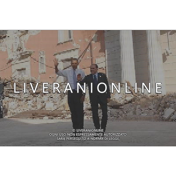 L\'AQUILA 8 LUGLIO 2009 G8: VISITA AL CENTRO DELL\'AQUILA DISTRUTTO DAL TERREMOTO NELLA FOTO: BARAK OBAMA E SILVIO BERLUSCONI AGENZIA ALDO LIVERANI SAS
