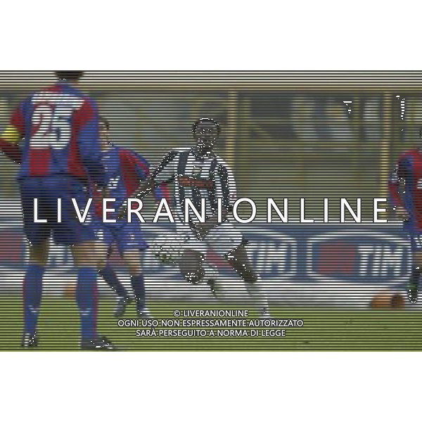 Bologna - Udinese TIM CUP coppa Italia 03/12/2003 nella foto: MUNTARI ALI\' SULLEY foto S.Rosa / Ag. Aldo Liverani