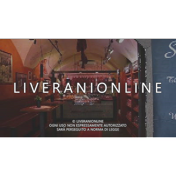 INNSBRUCK 2009 NELLA FOTO NEGOZIO DI SPECK FOTO M.B-AG ALDO LIVERANI